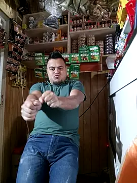 TheBriiaand30 online show from November 2025 07:49:02 PM