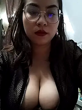 rosegloss69 online show from December 2024 06:35:01 AM