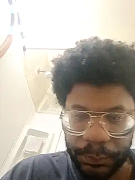 Snapshot of dvaughn3117 chatting on February 2026 04:15:02 PM dvaughn3117 online show from February 2026 04:15:02 PM