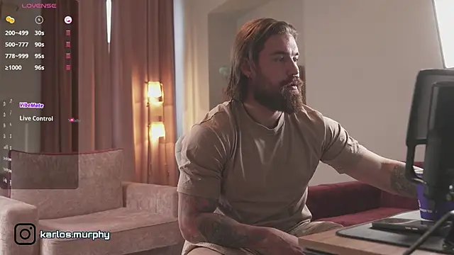 Snapshot of Karlos_Ripped_ chatting on September 2025 12:19:01 PM Karlos Ripped online show from September 2025 12:19:01 PM