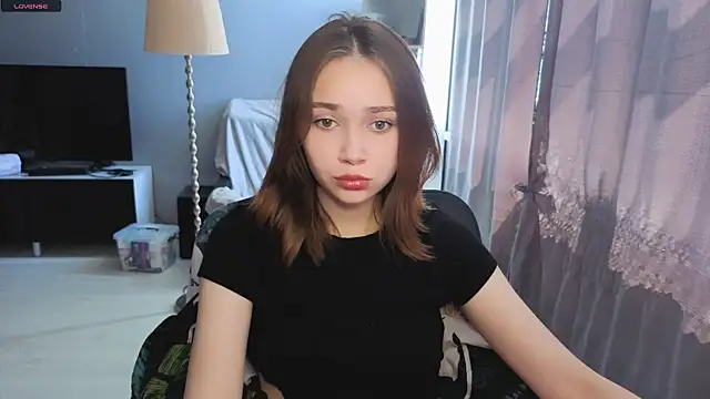 SweetLinaa online show from June 2026 07:57:01 AM