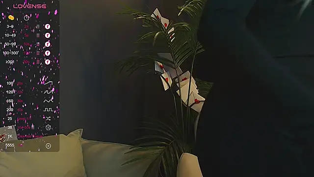 Evacadooo online show from February 2025 02:50:02 AM