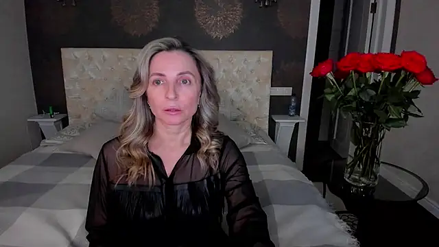 Snapshot of AllisonWilliams chatting on February 2025 05:26:01 PM AllisonWilliams online show from February 2025 05:26:01 PM