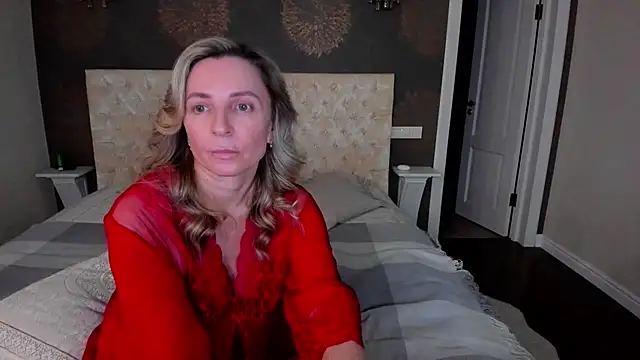 Snapshot of AllisonWilliams chatting on February 2025 06:11:01 PM AllisonWilliams online show from February 2025 06:11:01 PM