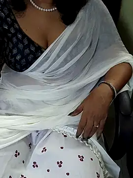 Snapshot of indian_anu_mallu chatting on March 2025 06:30:01 AM indian anu mallu online show from March 2025 06:30:01 AM