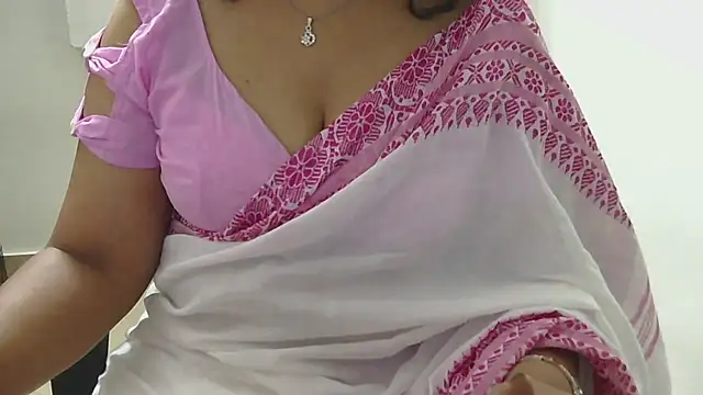 Snapshot of indian_anu_mallu chatting on October 2025 05:24:02 PM indian anu mallu online show from October 2025 05:24:02 PM