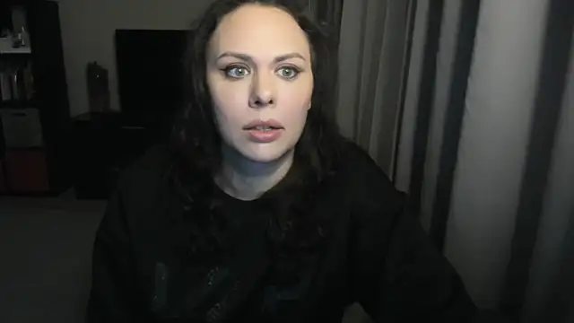 MollyCheiz online show from April 2026 09:23:02 PM