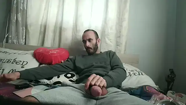 kisandgioni online show from December 2024 12:15:01 PM