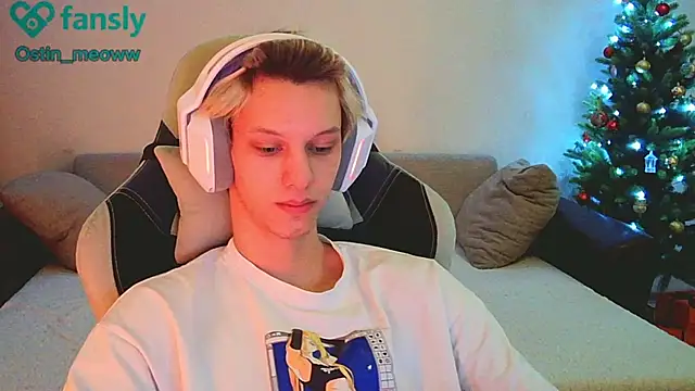 Ostin meow online show from January 2025 04:15:01 PM