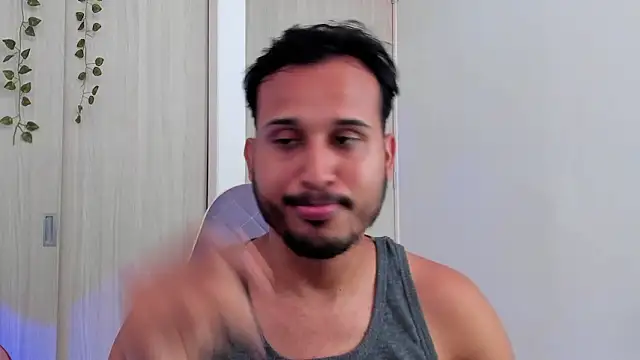 Raf brunette online show from March 2026 07:32:01 PM