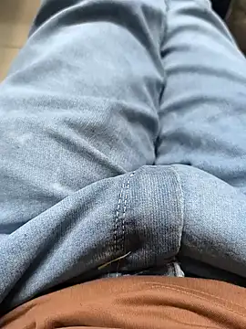 Snapshot of faaseel chatting on February 2025 01:37:02 PM faaseel online show from February 2025 01:37:02 PM