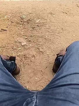 Snapshot of faaseel chatting on February 2025 10:43:02 AM faaseel online show from February 2025 10:43:02 AM