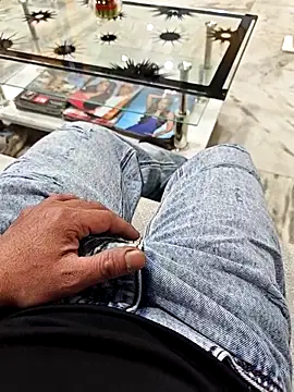 Snapshot of faaseel chatting on November 2025 05:42:02 AM faaseel online show from November 2025 05:42:02 AM