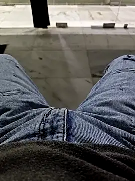 Snapshot of faaseel chatting on December 2025 10:08:02 AM faaseel online show from December 2025 10:08:02 AM