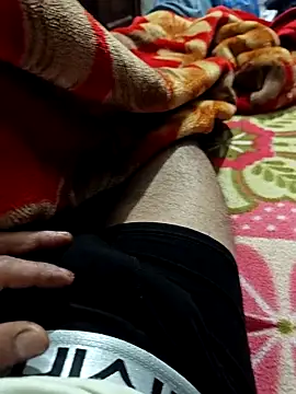 Snapshot of faaseel chatting on December 2025 03:29:02 PM faaseel online show from December 2025 03:29:02 PM