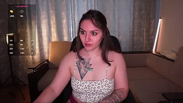 Snapshot of Hoot_owl_cb chatting on May 2026 04:10:02 AM Hoot owl cb online show from May 2026 04:10:02 AM