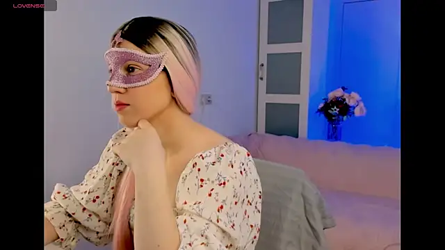 Snapshot of jeancolex chatting on December 2024 05:04:02 AM jeancolex online show from December 2024 05:04:02 AM