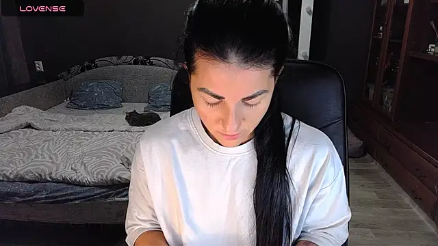 Aria Dl online show from December 2025 11:48:01 AM