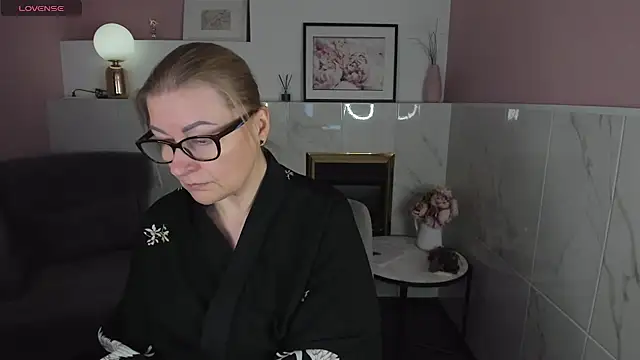 AlexandraKind online show from January 2025 08:26:02 PM