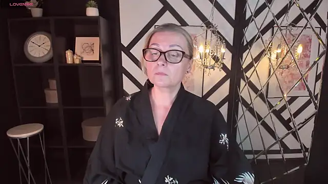 AlexandraKind online show from February 2025 04:36:01 PM