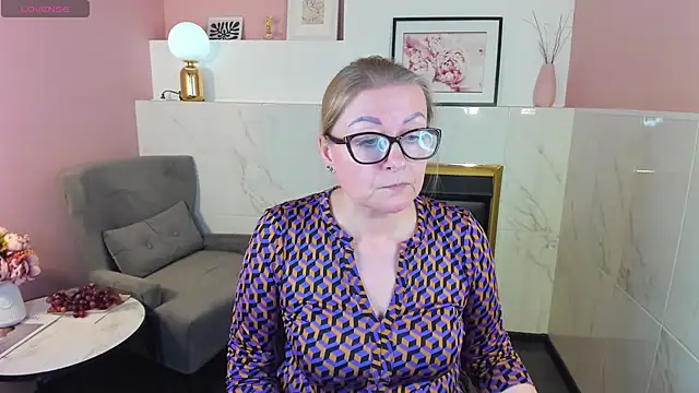 AlexandraKind online show from February 2025 12:10:02 AM