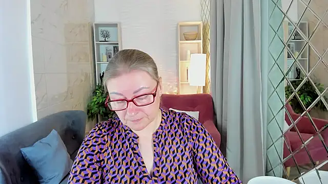 AlexandraKind online show from October 2025 02:05:02 PM