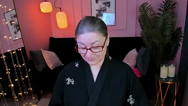 AlexandraKind online show from February 2026 08:40:02 PM