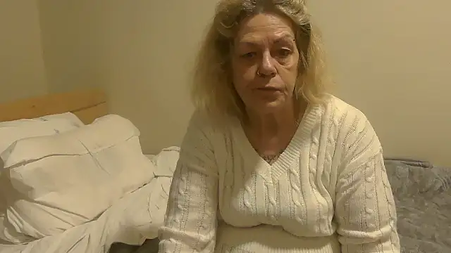 Snapshot of housewife_shantie chatting on October 2025 08:46:02 AM housewife shantie online show from October 2025 08:46:02 AM