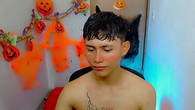 tanjiro cute online show from November 2025 10:16:01 AM