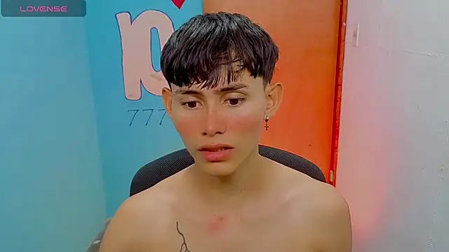 Snapshot of tanjiro_cute chatting on May 2026 04:06:01 AM tanjiro cute online show from May 2026 04:06:01 AM