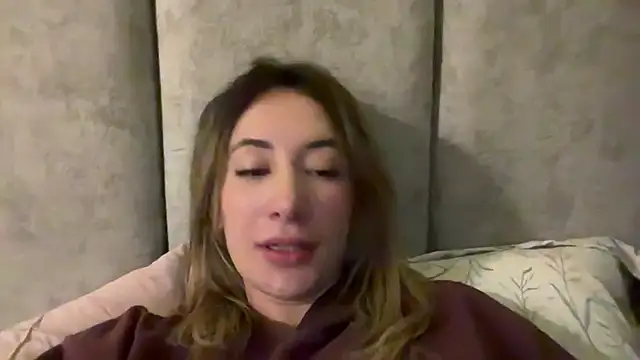 Gabby cruz  online show from December 2024 06:11:02 AM