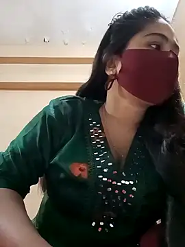 Snapshot of Magical_Girl- chatting on January 2025 03:04:02 AM Magical Girl- online show from January 2025 03:04:02 AM