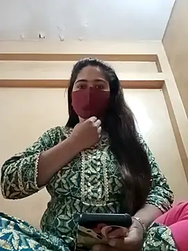 Snapshot of Magical_Girl- chatting on January 2025 04:16:02 AM Magical Girl- online show from January 2025 04:16:02 AM