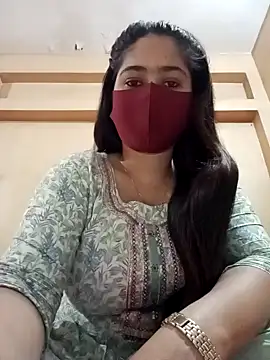 Snapshot of Magical_Girl- chatting on January 2025 03:37:01 AM Magical Girl- online show from January 2025 03:37:01 AM