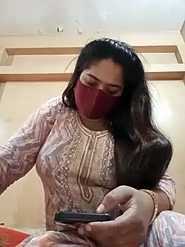 Snapshot of Magical_Girl- chatting on January 2025 06:28:02 AM Magical Girl- online show from January 2025 06:28:02 AM