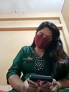 Snapshot of Magical_Girl- chatting on February 2025 10:09:02 AM Magical Girl- online show from February 2025 10:09:02 AM