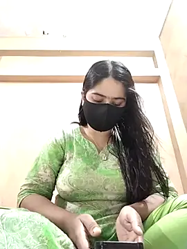 Snapshot of Magical_Girl- chatting on September 2025 03:20:01 AM Magical Girl- online show from September 2025 03:20:01 AM