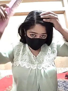 Magical Girl- online show from January 2026 04:04:02 AM