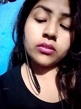 Snapshot of Love-Veronica chatting on February 2026 06:13:02 PM Love-Veronica online show from February 2026 06:13:02 PM