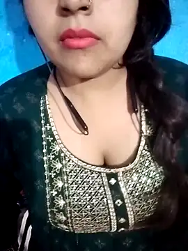 Love-Veronica online show from May 2026 06:23:02 PM
