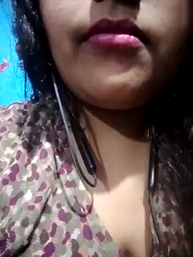 Love-Veronica online show from May 2026 02:22:01 PM