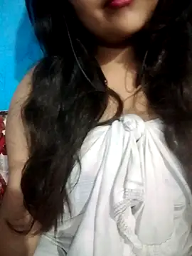 Love-Veronica online show from May 2026 06:24:01 PM