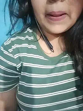 Love-Veronica online show from May 2026 06:23:02 PM