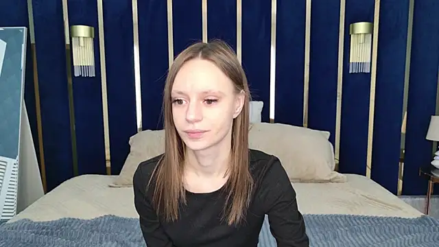 RebeccaMartons online show from March 2025 08:37:01 PM