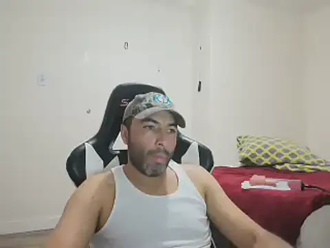 Aleja-DogMale online show from December 2024 09:43:02 PM