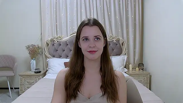 AgataAisitt online show from February 2025 01:08:02 PM