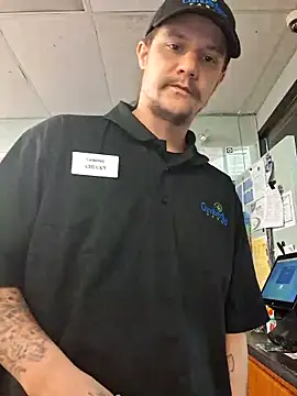 Snapshot of ChuckyyDee chatting on January 2026 06:51:02 AM ChuckyyDee online show from January 2026 06:51:02 AM