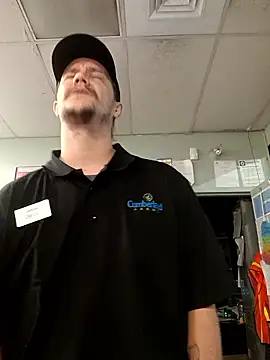 Snapshot of ChuckyyDee chatting on January 2026 06:28:01 AM ChuckyyDee online show from January 2026 06:28:01 AM