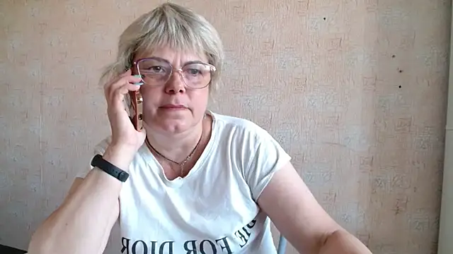 sweetsunset11 online show from September 2025 04:14:01 AM