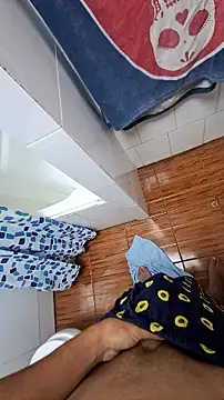 tula chyk online show from December 2025 01:26:01 PM